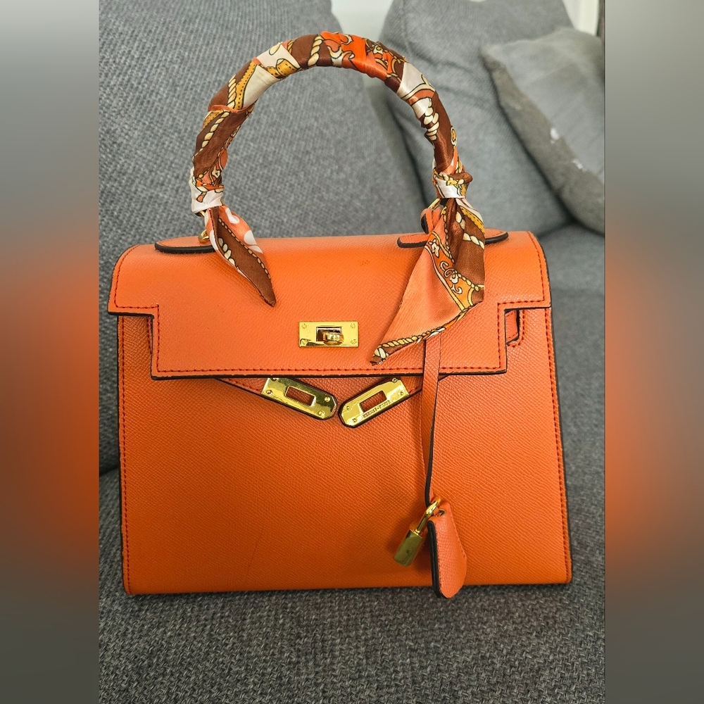 COPY - Stunning copy leather  designer like Kelly bag orange  sz 25 not designer